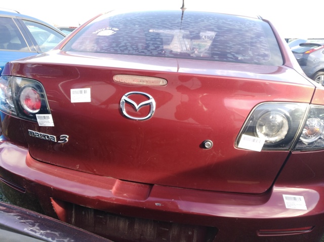 Tapa del maletero Mazda 3 BK12