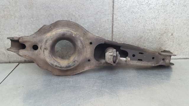BP4K28200K Brazo de suspensión, trasera derecha  en stock Granada