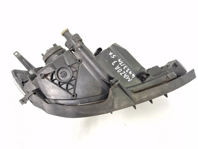 BP4K510L0E Faro izquierdo  en stock Sabadell
