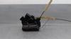 Cerradura de puerta delantera izquierda BP4K59310D MAZDA