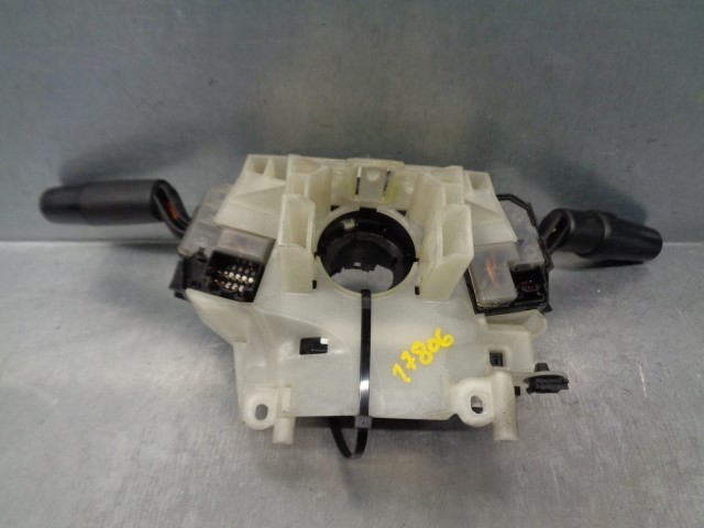 BP4K661B1 Interruptor central de la columna de dirección  en stock Castellón