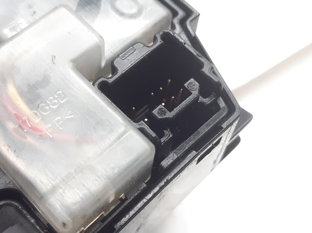 BP4K661B1 Interruptor central de la columna de dirección  disponible Málaga
