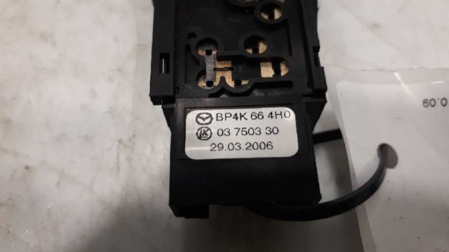 MAZDA BP4K664H0 Botón de emergencia  disponible España