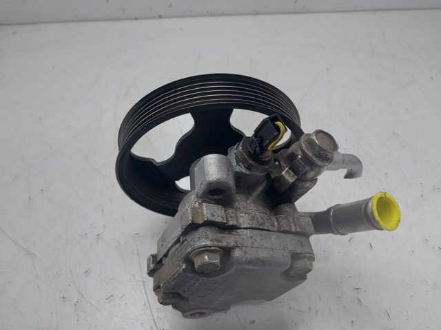 BP4M32600C Bomba de dirección comprar Girona