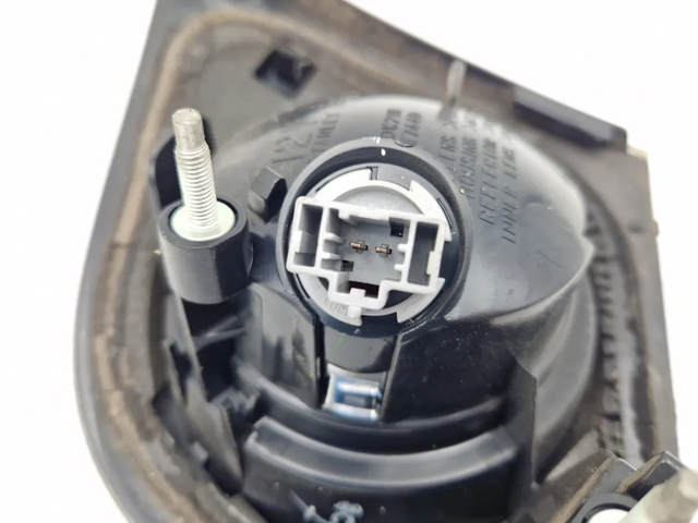 BP4N513G0C MAZDA Piloto trasero interior izquierdo  comprar en Oviedo