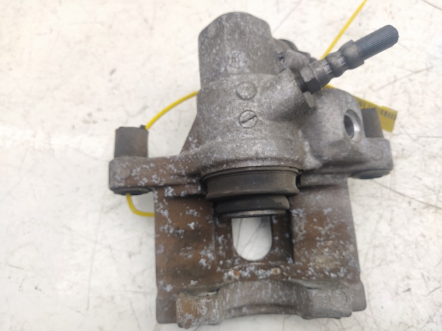 MAZDA BPYK2671XC Pinza de freno trasera izquierda  disponible Valladolid
