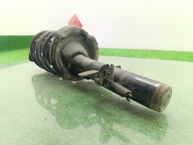 Amortiguador delantero izquierdo Ford Focus 3 CB8