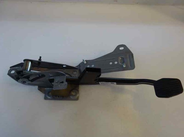 BV612467GC Ford