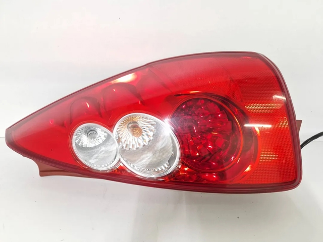 MAZDA C23551150E Piloto trasero derecho  en stock Salamanca