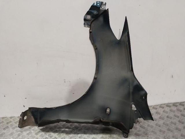 MAZDA C23552111C Aleta delantera derecha  disponible Valladolid
