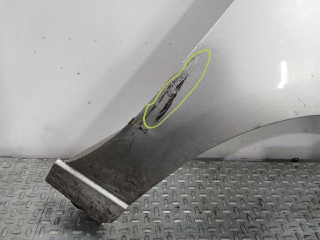 C23552111C MAZDA Aleta  en stock Gandía