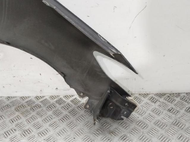 MAZDA C23552211C Aleta delantera izquierda  en stock Terrassa