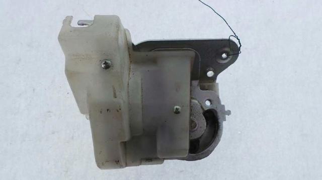 Cerradura de puerta delantera izquierda C23573350 MAZDA
