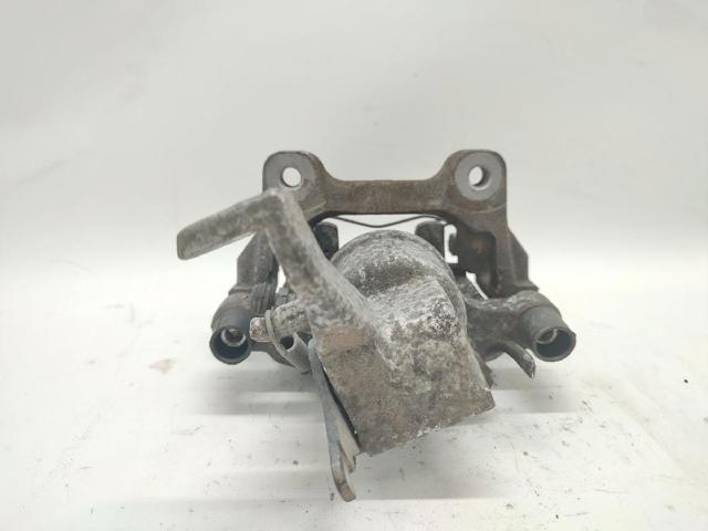C2D35333 Pinza de freno trasera derecha  disponible Utrera