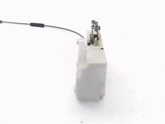 C7G0A Cerradura de puerta delantera derecha  disponible Utrera
