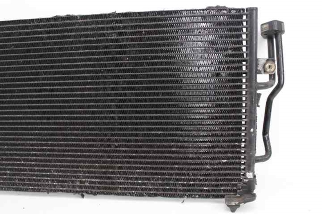 VOLVO CAB311B080 Condensador aire acondicionado  en stock Salamanca