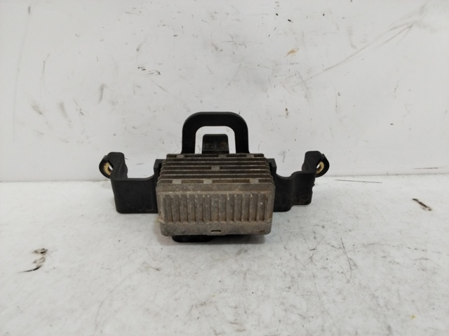 Relé de bujía de precalentamiento Ford Transit 6 V347/8