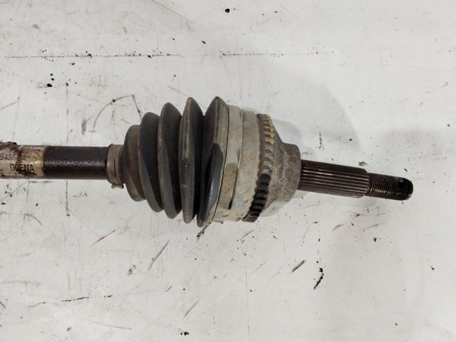 Semieje delantero izquierdo CC113B437BA FORD