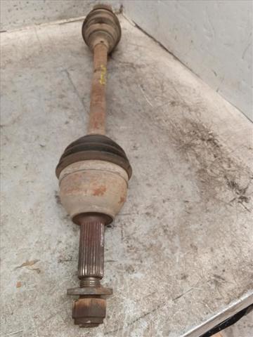 Semieje delantero izquierdo CC113B437BB FORD