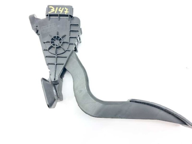 CC3041600 Pedal del acelerador  en stock Granada