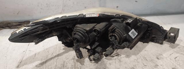 CC30510L0D MAZDA Faro izquierdo  comprar en Jaén