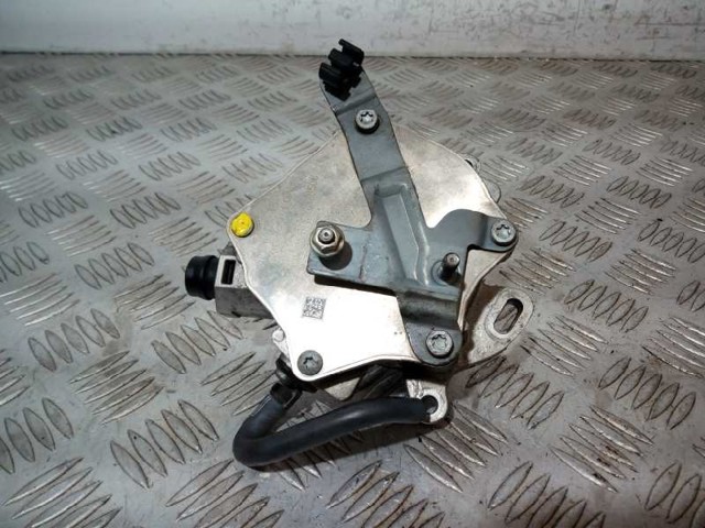 FORD CM5G2A451GA Bomba de vacío  en stock Salamanca