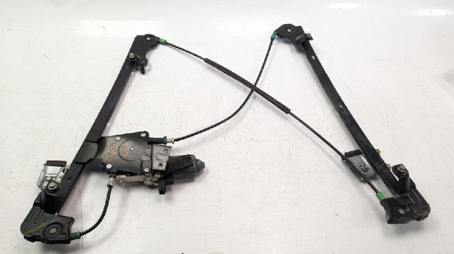 CUH000020 Land Rover