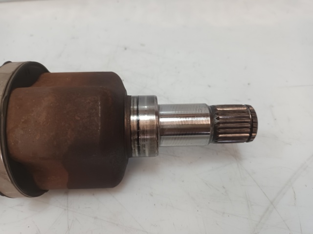 CV173B437BD Semieje delantero izquierdo  disponible Utrera