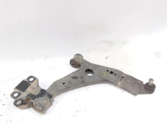 CV613A423AAC Brazo inferior derecho de la suspensión delantera  comprar en Zaragoza