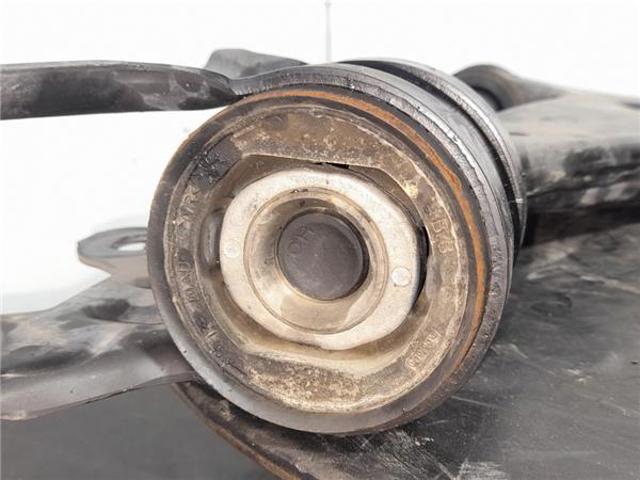 CV613A423AAC Brazo inferior derecho de la suspensión delantera  en stock Sabadell