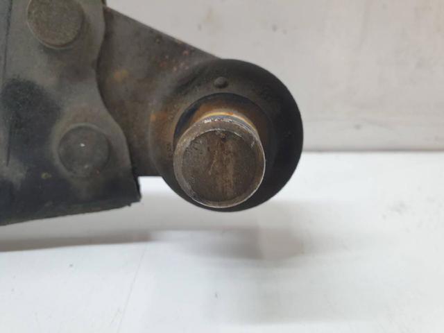 CV613A424AAC Brazo inferior izquierdo de la suspensión delantera  comprar en Reus