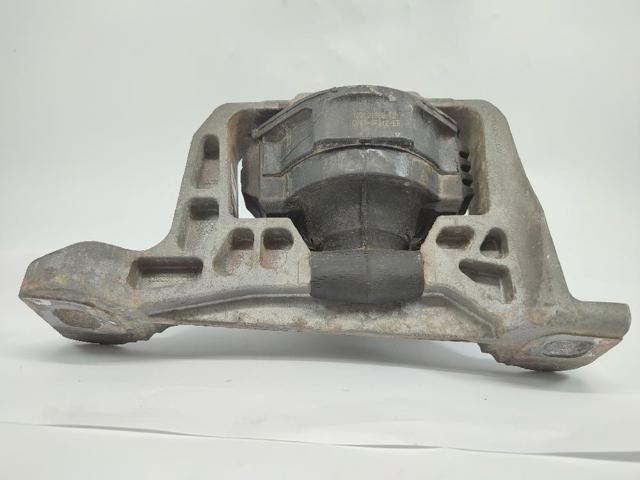 CV616F012EB Soporte de motor derecho  en stock Sabadell