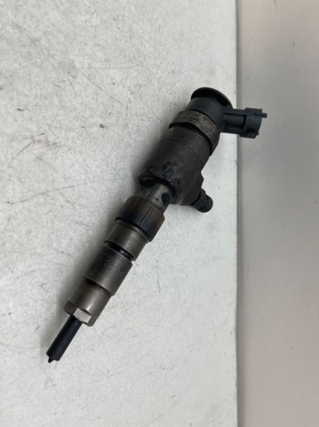 Inyector de combustible Ford Focus 3 CB8