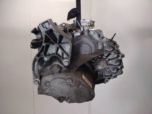 Caja de cambios mecánica, completa Ford Focus 3 CB8