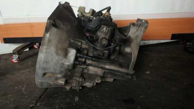 Caja de cambios mecánica, completa Ford Focus 3 CB8