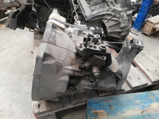 Caja de cambios mecánica, completa Ford Focus 3 CB8