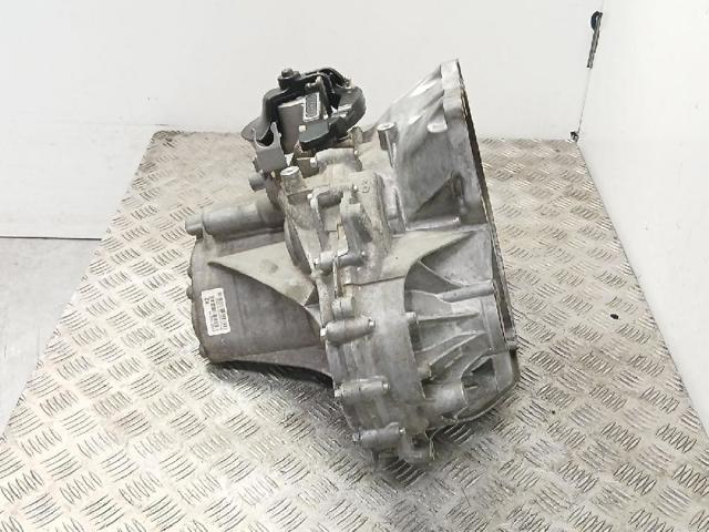 Caja de cambios mecánica, completa Ford Focus 3 CB8