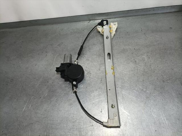 D01G5858X Mazda