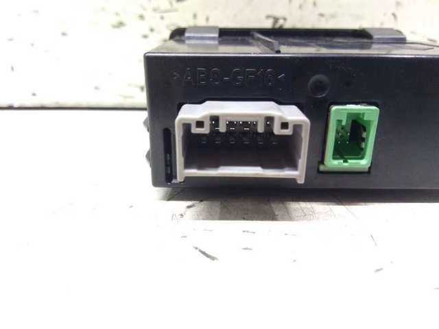 D09H669U0 MAZDA Unidad de control multimedia comprar Bilbao