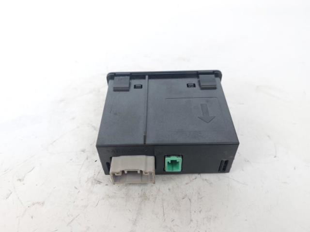 MAZDA D09H669U0 Unidad de control multimedia  comprar en Murcia
