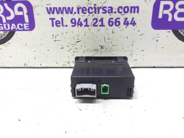 D09H669U0 Unidad de control multimedia  en stock Castellón