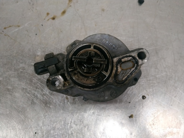 PEUGEOT D1562A Bomba de vacío  en stock Terrassa