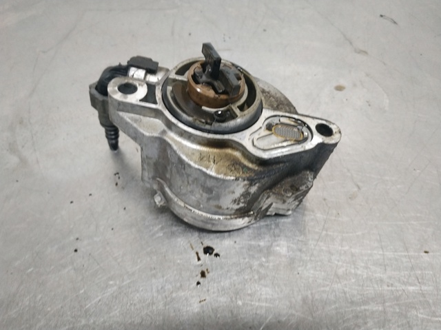 PEUGEOT D1562A Bomba de vacío  en stock Terrassa
