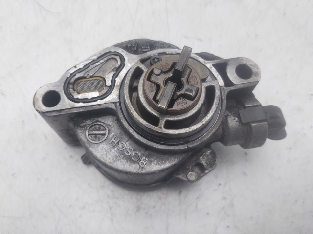 D1562A PEUGEOT Bomba de vacío  disponible Ourense