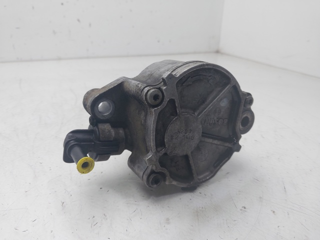 D1562A PEUGEOT Bomba de vacío  en stock Córdoba