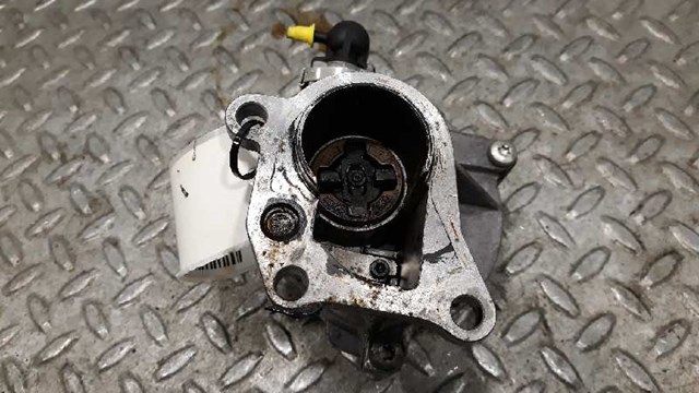 D163322916 RENAULT Bomba de vacío  en stock Huelva