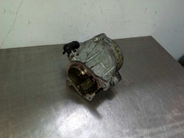RENAULT D163322916 Bomba de vacío  comprar en Murcia