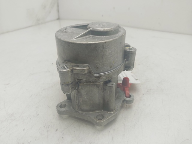 RENAULT D163451323 Bomba de vacío  en stock Valencia