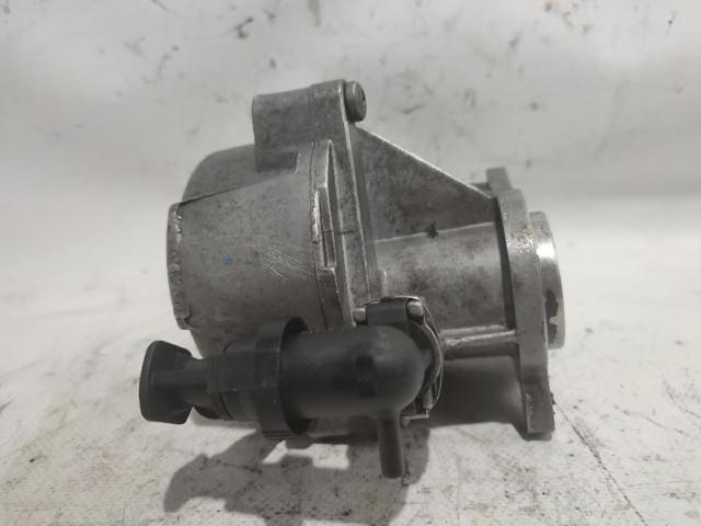 RENAULT D163451323 Bomba de vacío  comprar en Murcia