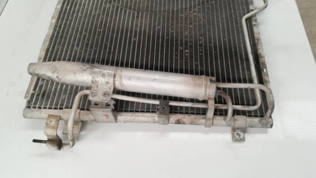 HYUNDAI D301730310 Condensador de aire acondicionado  disponible Lugo